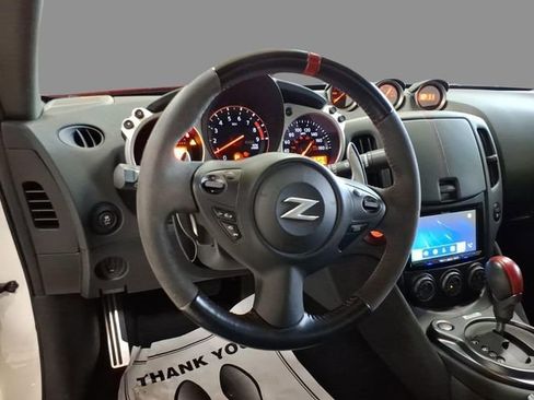 Used 2020 Nissan 370Z Coupe RWD image 5