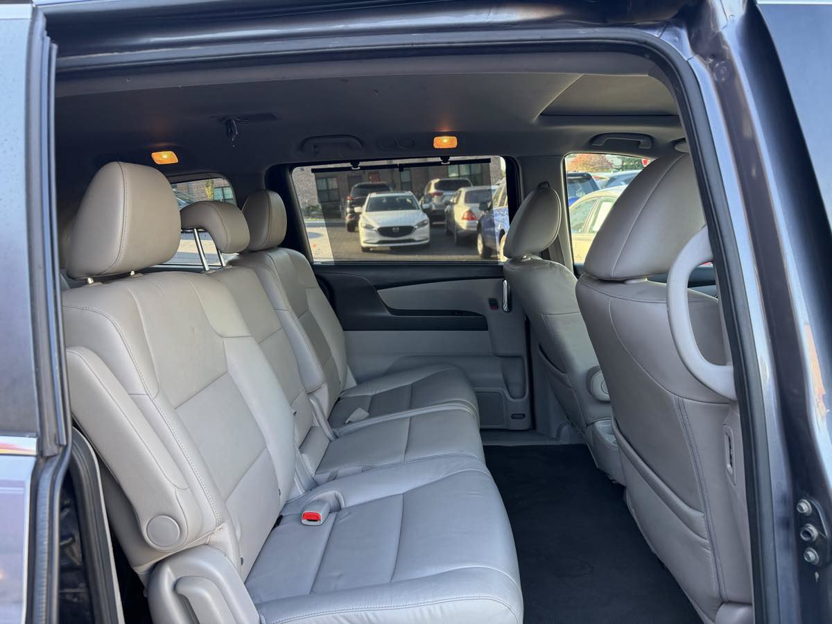 Used 2016 Honda Odyssey EX-L image 12