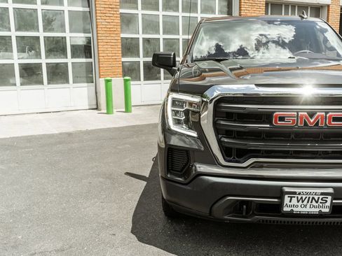 Used 2021 GMC Sierra 1500 4x4 Crew Cab w/ Sierra Value Package image 31