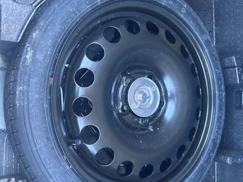 Used 2018 Chevrolet Cruze LT image 21