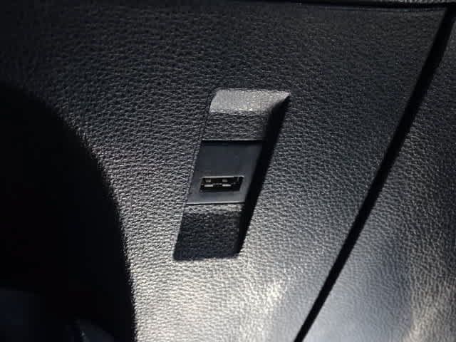 Certified 2022 Toyota Corolla SE w/ Carpet Mat Package (TMS) FWD image 32