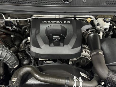 Used 2019 Chevrolet Colorado ZR2 image 35