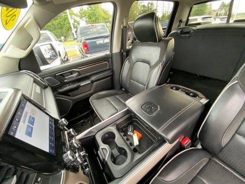 Used 2022 RAM 1500 Laramie AWD/4WD image 13
