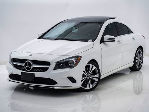 Used 2019 Mercedes-Benz CLA 250 4MATIC image 3