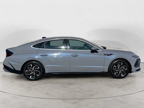 Used 2024 Hyundai Sonata SEL FWD image 6