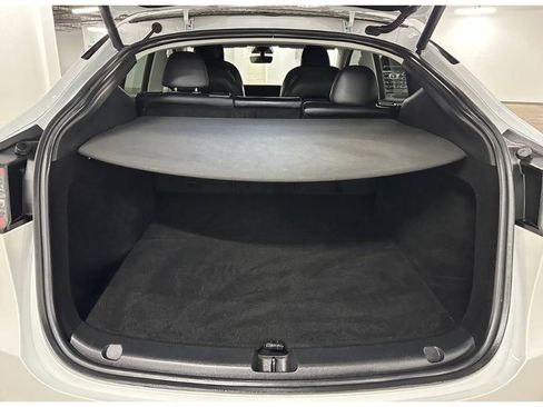 Used 2023 Tesla Model Y Performance AWD/4WD image 13