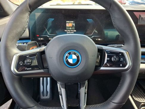 Used 2024 BMW i5 eDrive40i w/ M Sport Package image 20