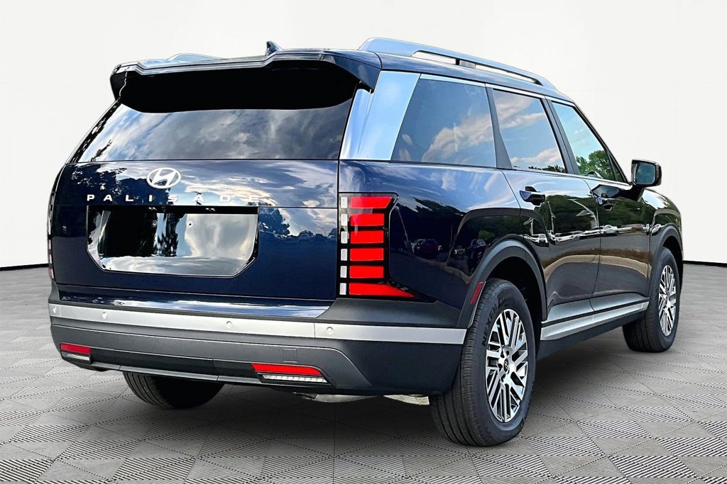 Used 2026 Hyundai Palisade SEL FWD image 6