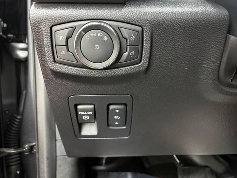 Used 2016 Ford F150 XLT w/ Equipment Group 302A Luxury AWD/4WD image 27