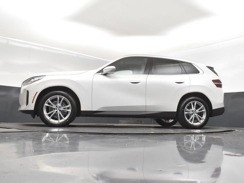 Certified 2025 BMW X3 xDrive30i image 39