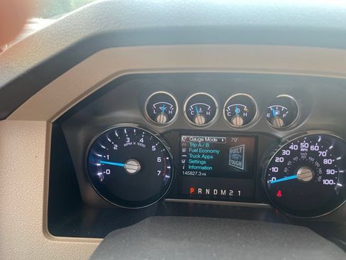 Used 2014 Ford F250 Lariat w/ FX4 Off-Road Package AWD/4WD image 11