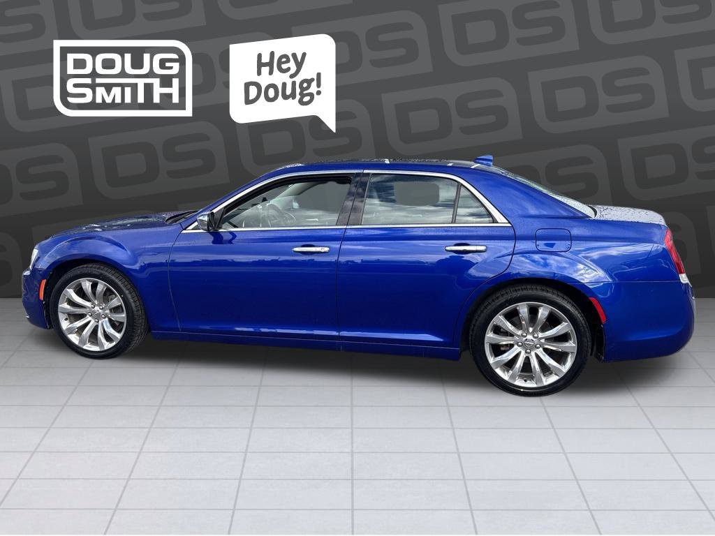 Used 2019 Chrysler 300 Limited w/ Safetytec Plus Group RWD image 2