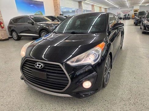 Used 2016 Hyundai Veloster Turbo FWD image 1