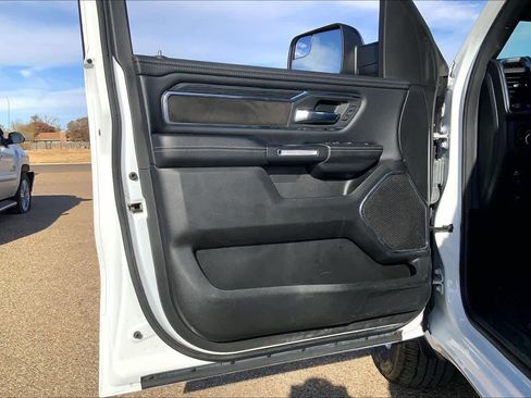 Used 2024 RAM 1500 Laramie image 21