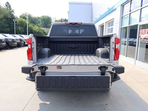 New 2026 Chevrolet Silverado 1500 ZR2 w/ LPO, Dark Essentials Package AWD/4WD image 35