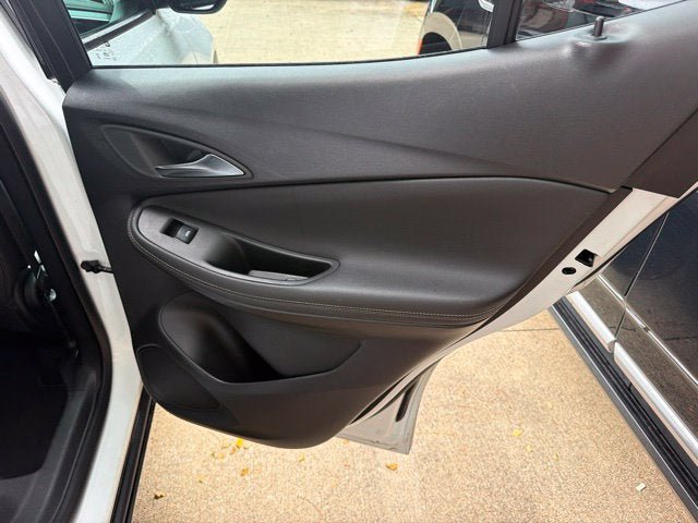 Used 2024 Buick Encore GX Preferred AWD/4WD image 20