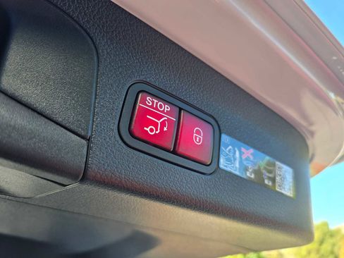 New 2026 Mercedes-Benz GLS 580 4MATIC image 21