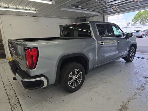 Certified 2026 GMC Sierra 1500 SLT AWD/4WD image 6