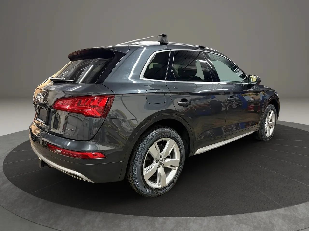 Used 2019 Audi Q5 2.0T Premium Plus AWD/4WD image 8