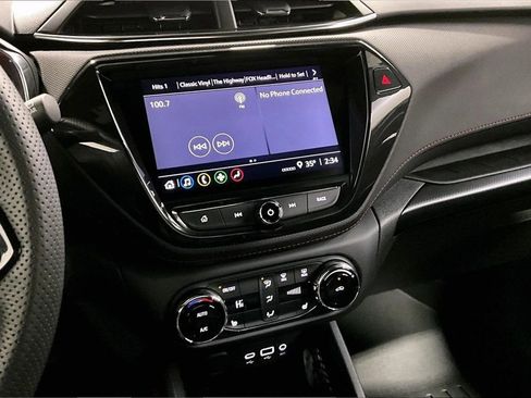 Used 2023 Chevrolet TrailBlazer RS w/ Convenience Package image 10