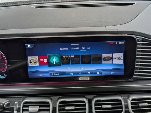 New 2026 Mercedes-Benz GLS 450 4MATIC image 17