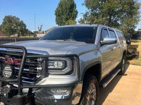 Used 2018 GMC Sierra 1500 SLT AWD/4WD image 1