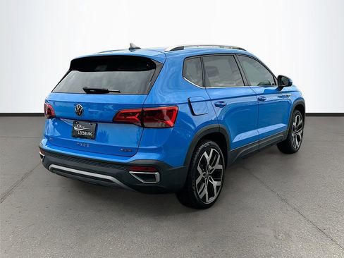 Used 2022 Volkswagen Taos SEL image 7