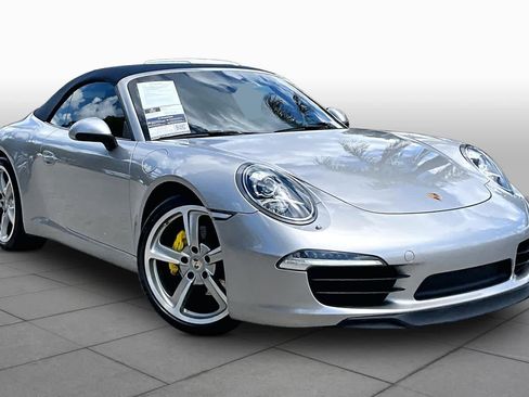 Used 2013 Porsche 911 Carrera RWD image 3