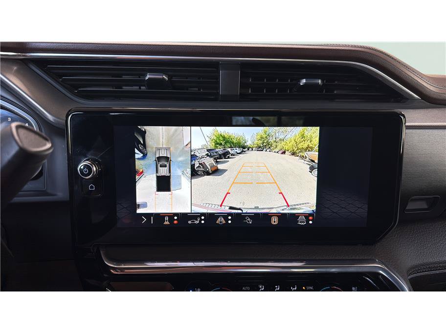 Used 2024 GMC Sierra 2500 Denali w/ Technology Package AWD/4WD image 44