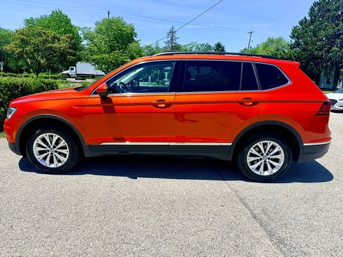 Used 2018 Volkswagen Tiguan SE AWD/4WD image 7