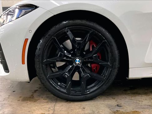 Certified 2025 BMW M440i Convertible w/ Premium Package image 11