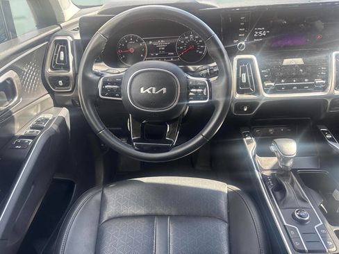 Used 2023 Kia Sorento S w/ Panoramic Sunroof Package FWD image 23