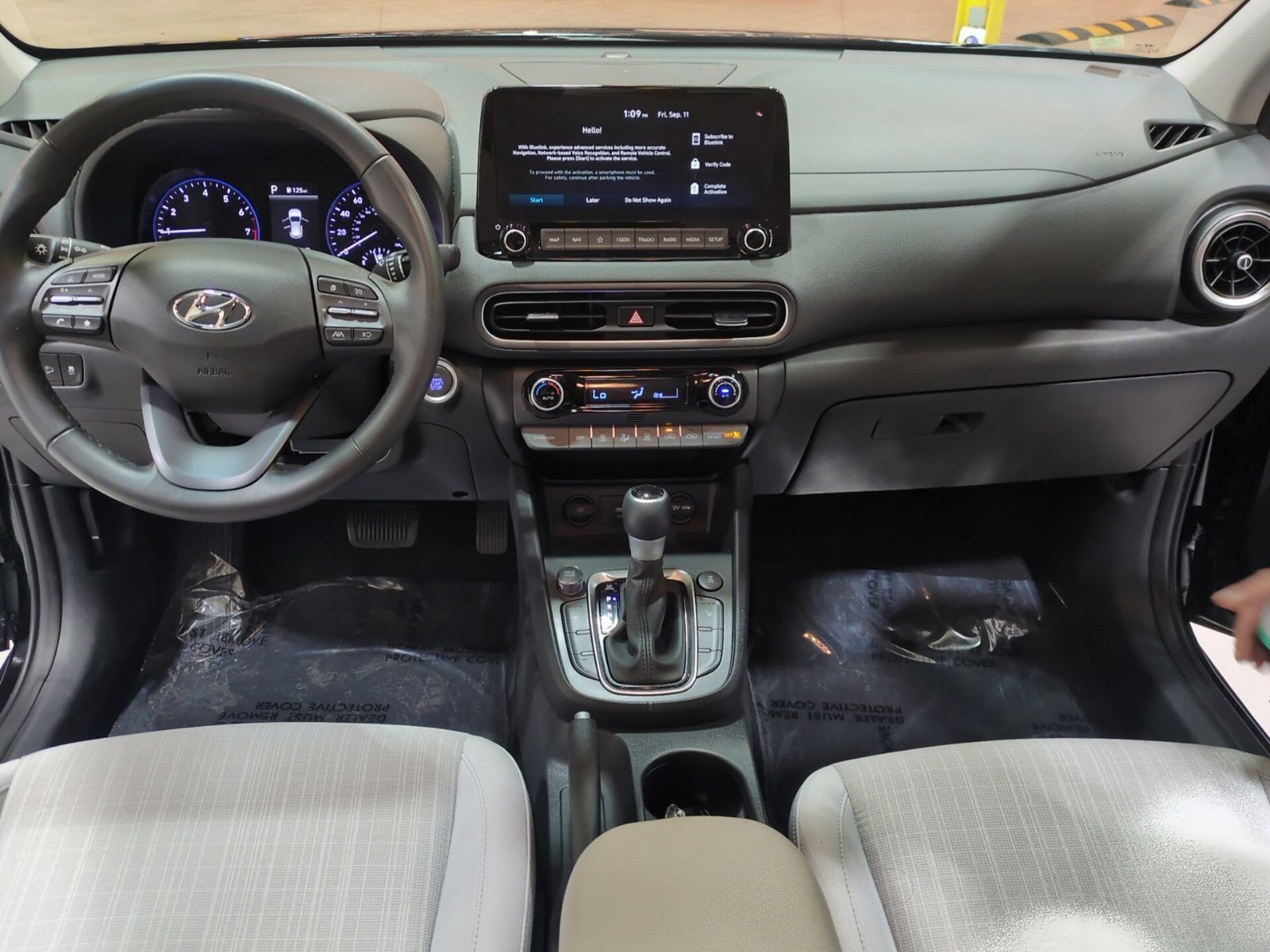 Certified 2023 Hyundai Kona SEL w/ Convenience Package AWD/4WD image 14