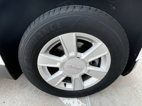 Used 2012 GMC Terrain SLE AWD/4WD image 26