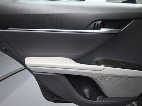 Used 2024 Toyota Camry LE image 21