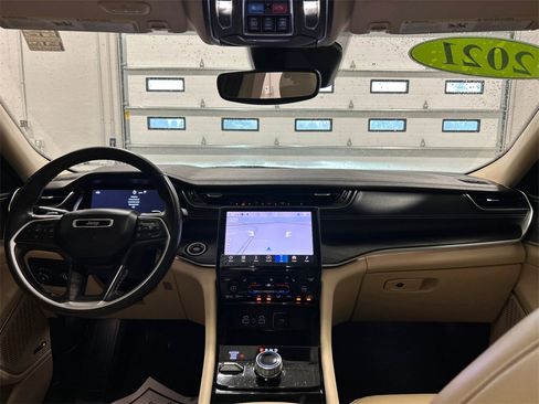 Used 2021 Jeep Grand Cherokee L Limited image 29