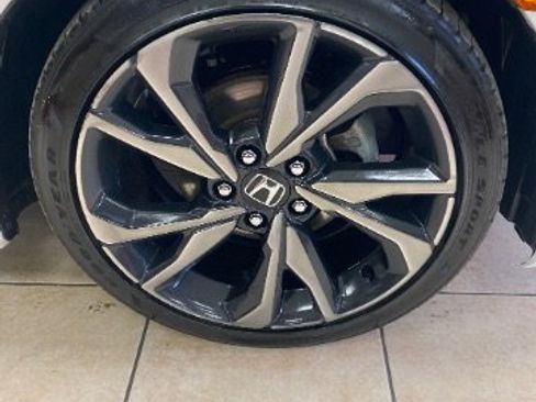 Used 2020 Honda Civic Sport image 28