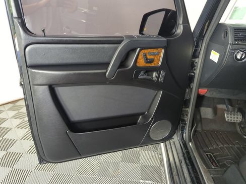 Used 2013 Mercedes-Benz G 550 image 17