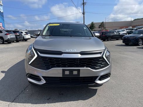 Used 2025 Kia Sportage LX AWD/4WD image 5