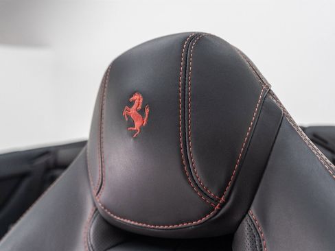 Used 2017 Ferrari California T RWD image 36