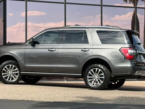 Used 2018 Ford Expedition Limited w/ Equipment Group 301A AWD/4WD image 7