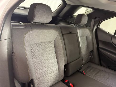 Used 2022 Chevrolet Equinox LT FWD image 22