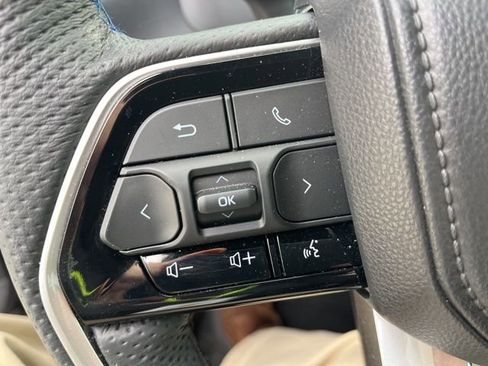 Certified 2025 Toyota Tundra Platinum image 17