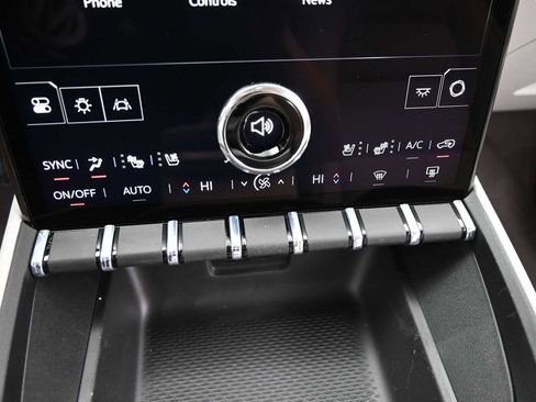 New 2026 GMC Terrain Denali AWD/4WD image 19