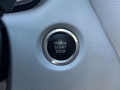 Used 2023 Toyota Corolla XSE image 7