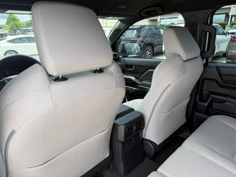 Used 2026 Toyota 4Runner SR5 AWD/4WD image 27