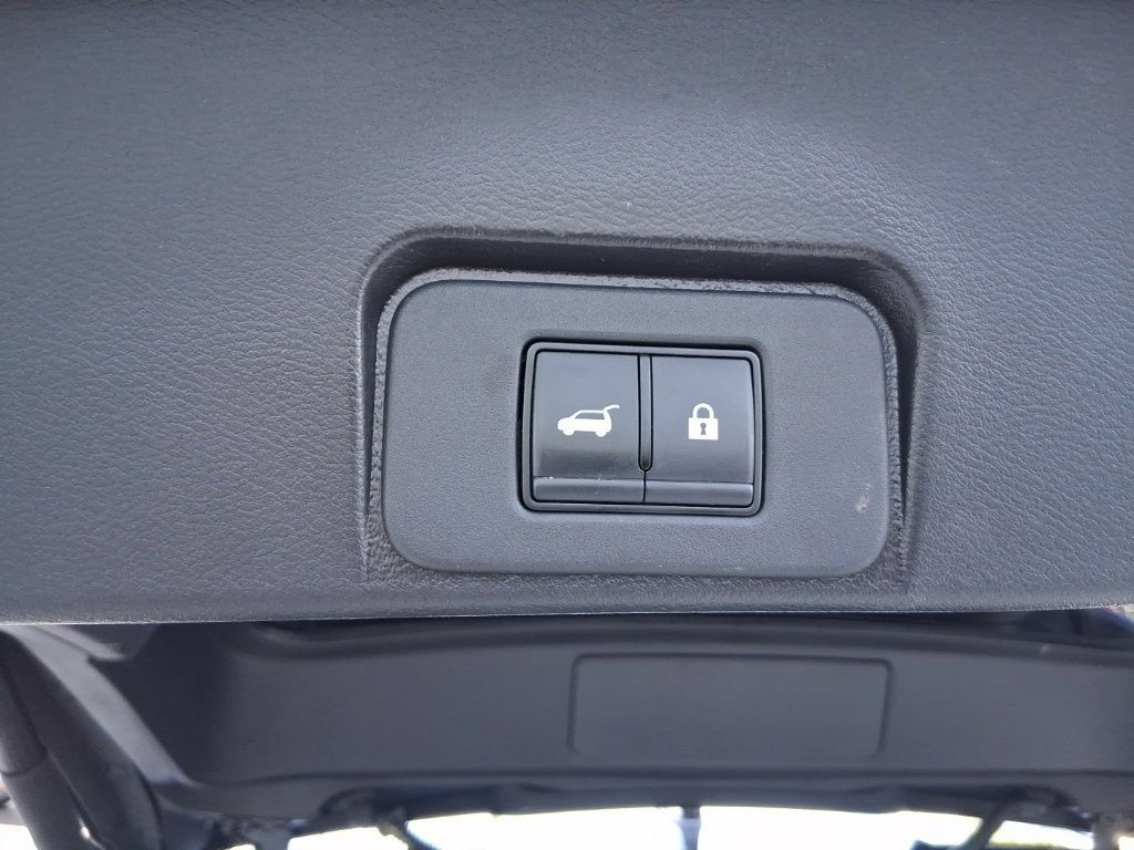 Used 2023 Nissan Rogue SL w/ SL Premium Package AWD/4WD image 35