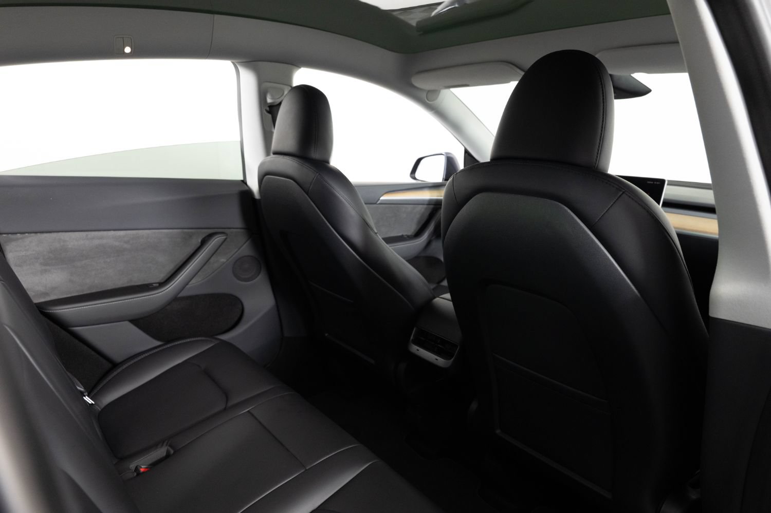 Used 2023 Tesla Model Y Long Range AWD/4WD image 22