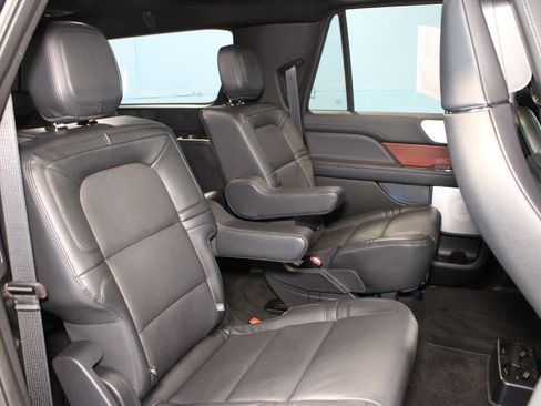Used 2024 Lincoln Navigator L Reserve image 26