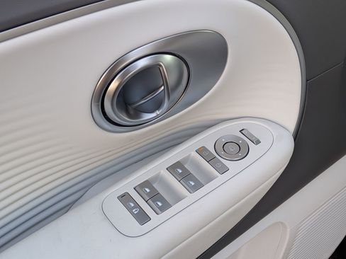 New 2026 Hyundai Ioniq 9 SEL image 16